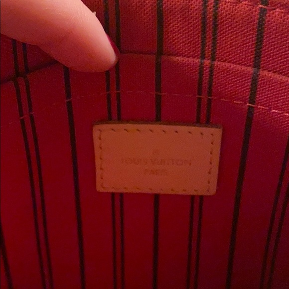 Louis Vuitton clutch - Picture 3 of 4